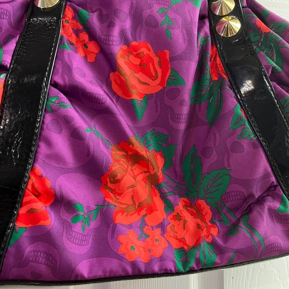 Betsey Johnson Purple skulls and roses 90s Y2k studded hobo handbag HTF RARE - Picture 5 of 15